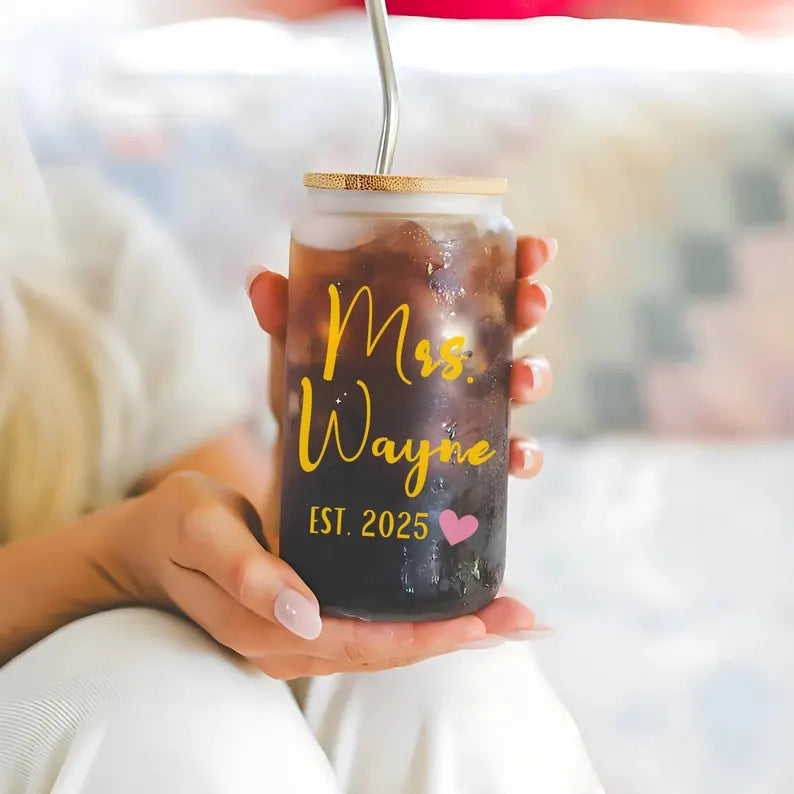 Personalized Wedding Tumbler – Custom Bride & Bridesmaid Cup